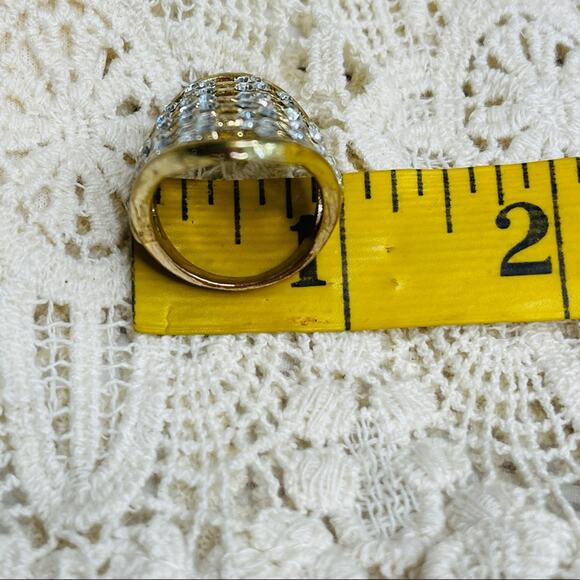 Gold color ring with rhinestones lattice pattern - Picture 10 of 11
